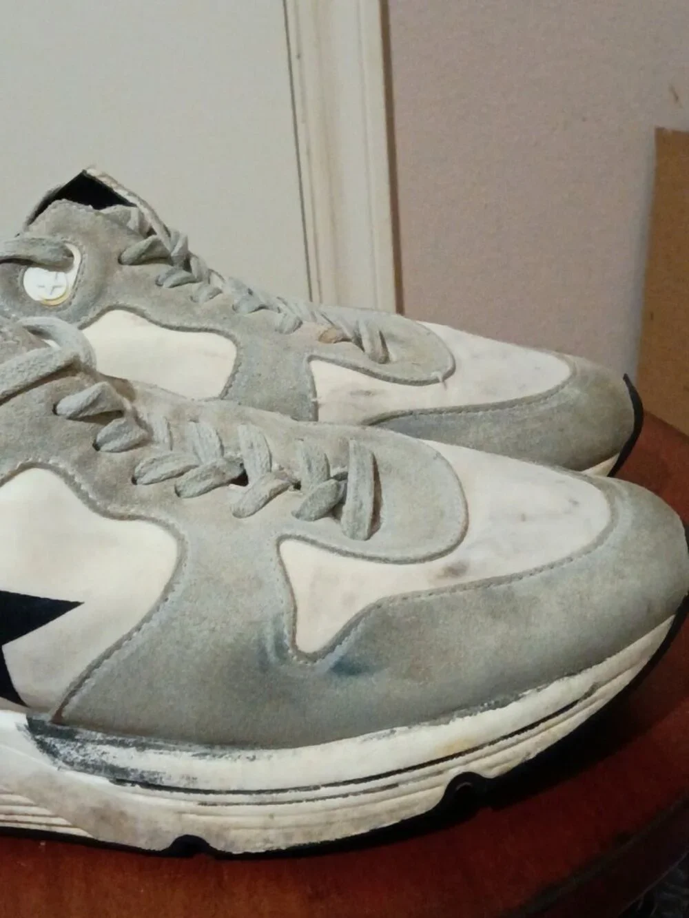 Golden Goose Running Sole Women's White Gray Sneakers EU38 US8